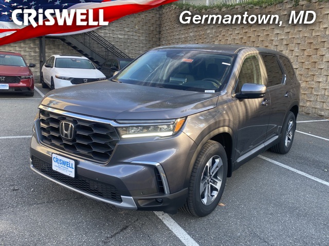new 2025 Honda Pilot car, priced at $47,095