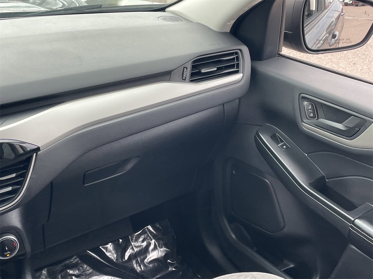 used 2022 Ford Escape Hybrid car, priced at $15,997