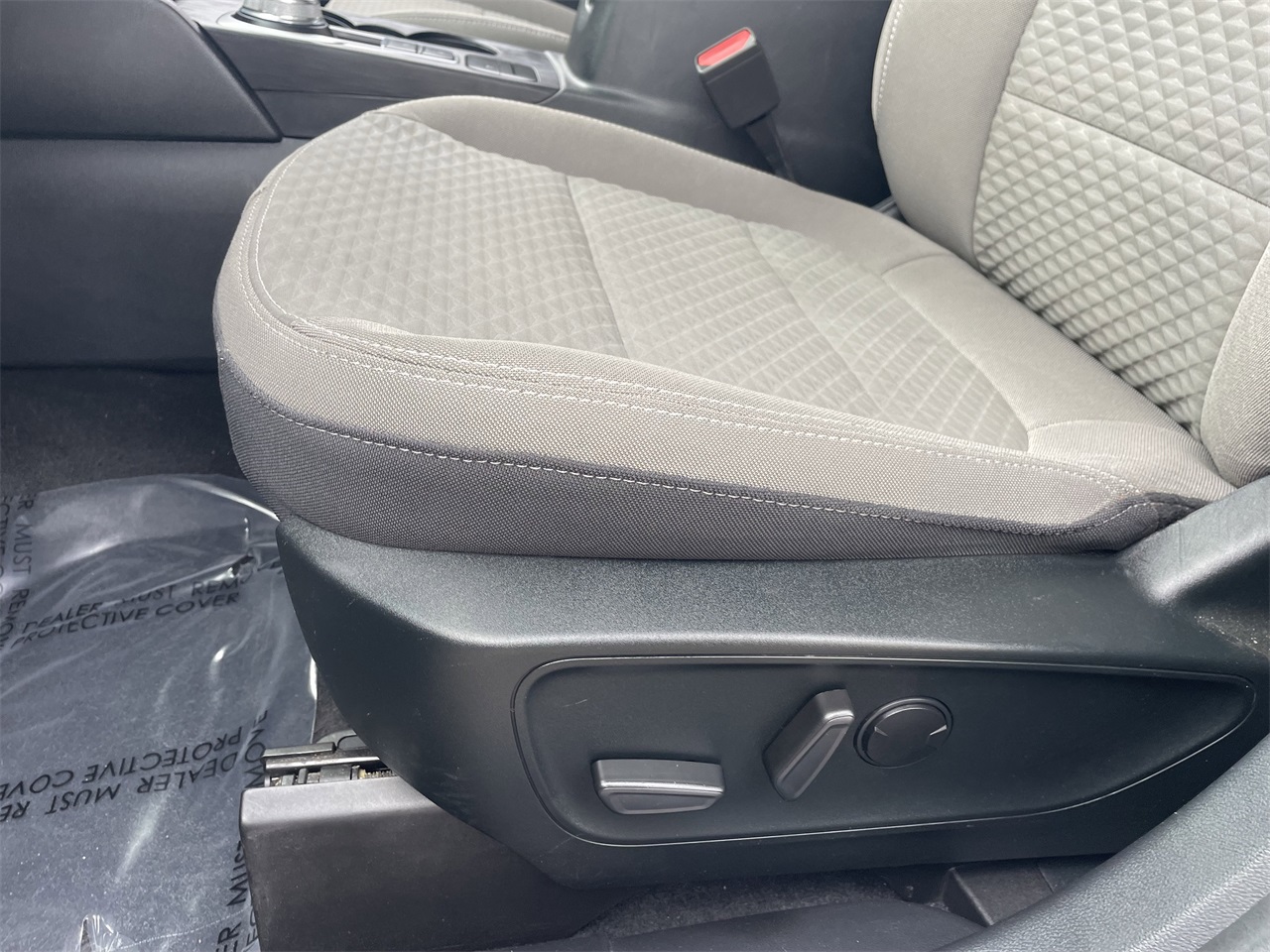 used 2022 Ford Escape Hybrid car, priced at $15,997