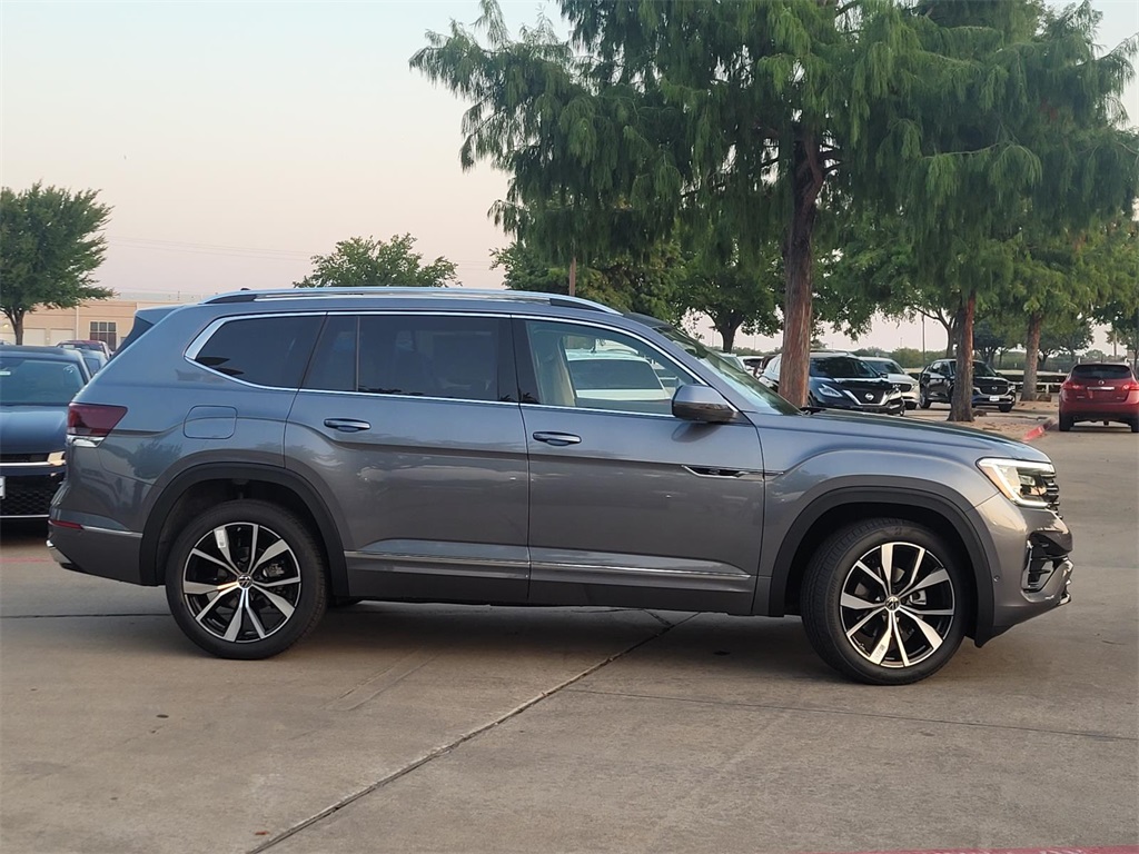 new 2025 Volkswagen Atlas car, priced at $50,002