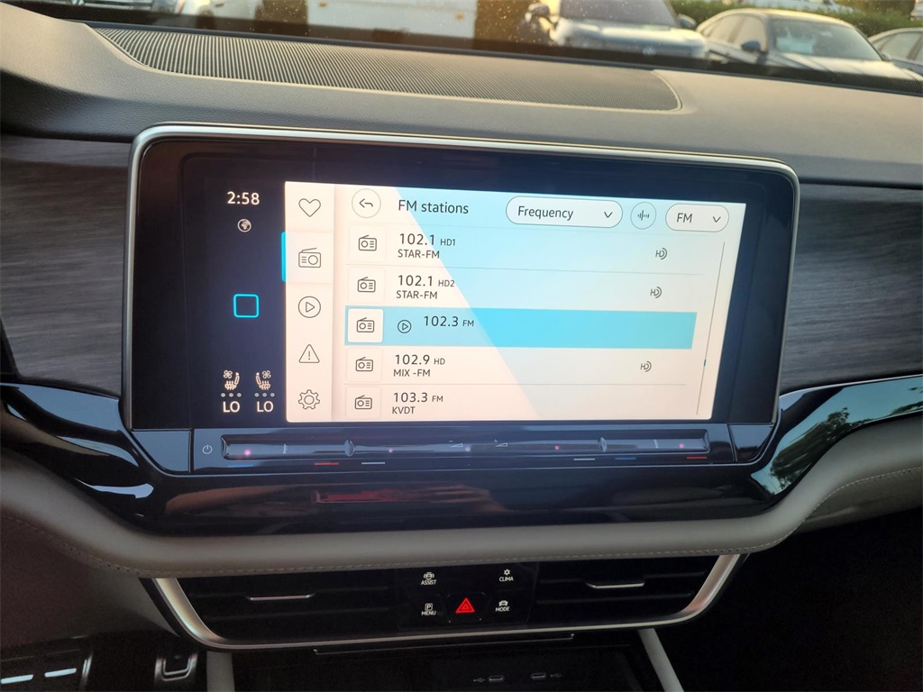new 2025 Volkswagen Atlas car, priced at $50,002