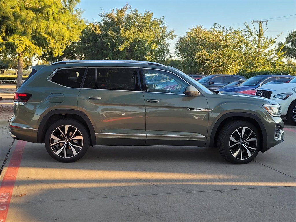 new 2026 Volkswagen Atlas car, priced at $56,136