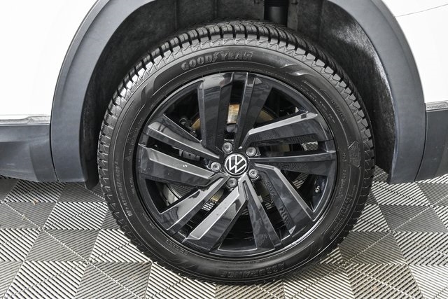used 2021 Volkswagen Atlas car, priced at $22,200