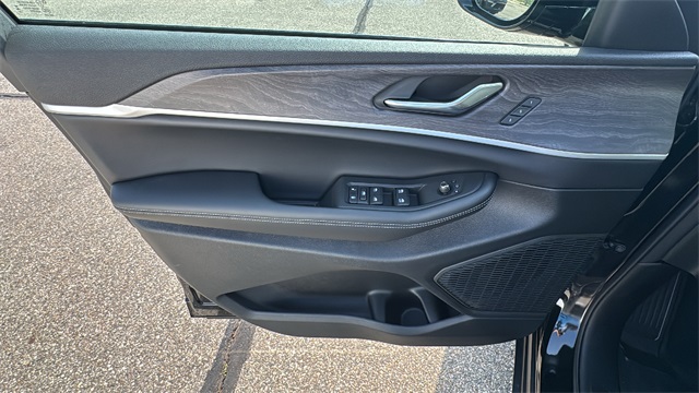 new 2025 Jeep Grand Cherokee car, priced at $47,453