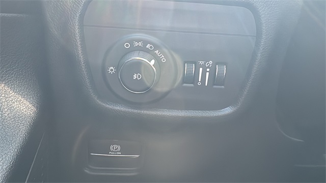 new 2025 Jeep Grand Cherokee car, priced at $47,453