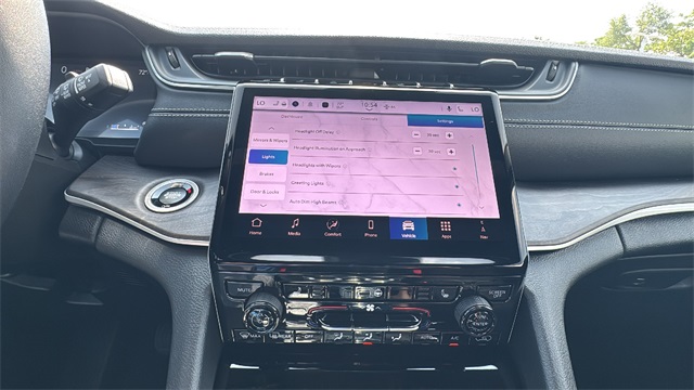 new 2025 Jeep Grand Cherokee car, priced at $47,453