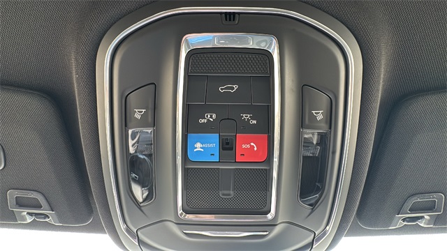 new 2025 Jeep Grand Cherokee car, priced at $47,453