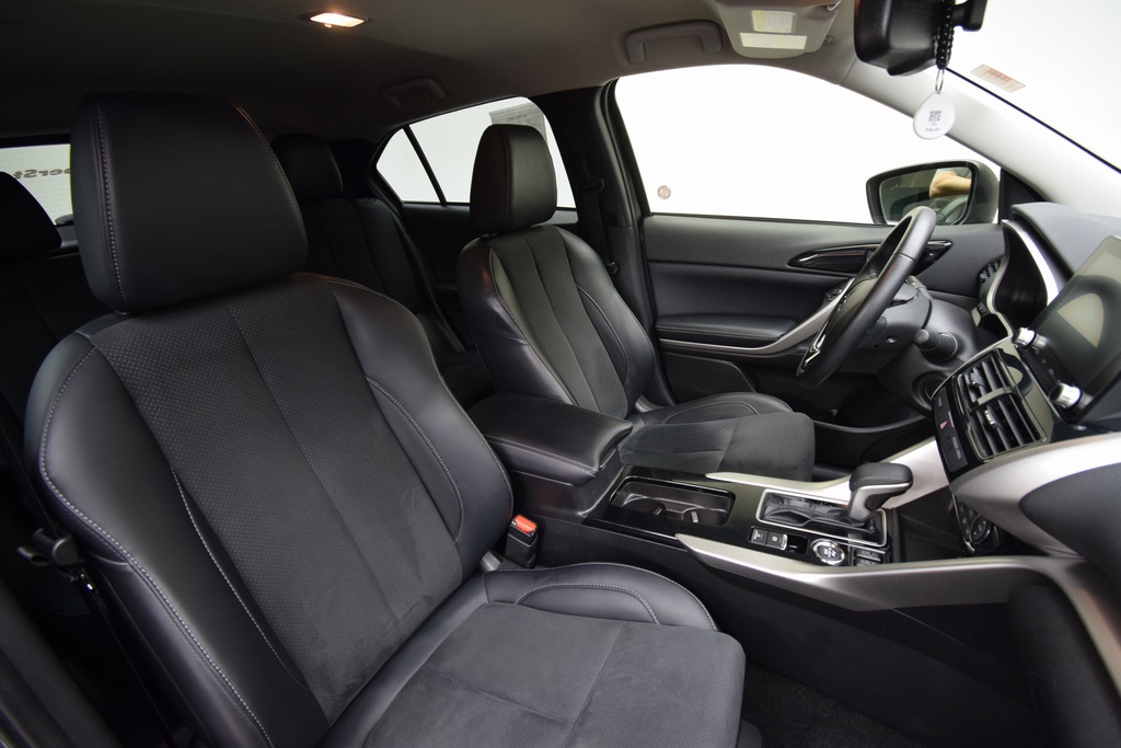 used 2024 Mitsubishi Eclipse Cross car, priced at $19,700