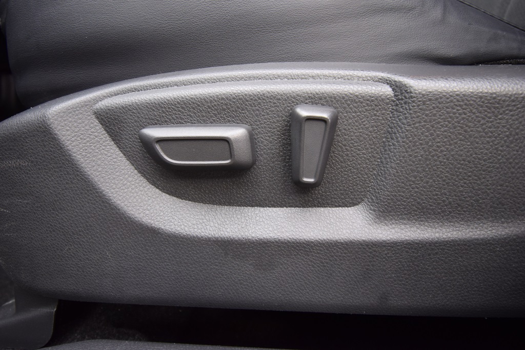 used 2024 Mitsubishi Eclipse Cross car, priced at $19,700