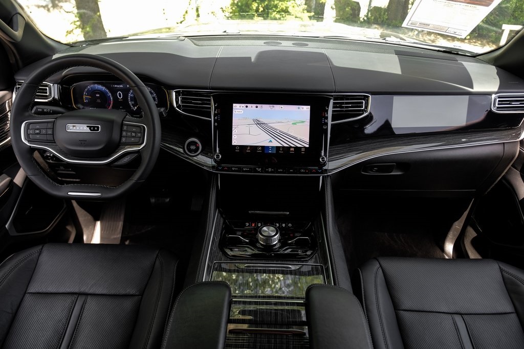 used 2022 Jeep Wagoneer car, priced at $46,175