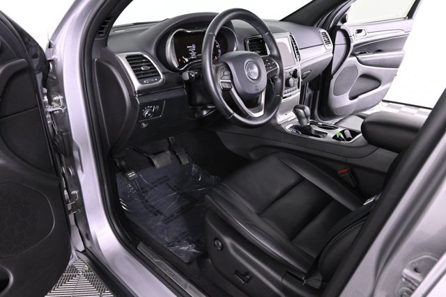 used 2020 Jeep Grand Cherokee car, priced at $23,454