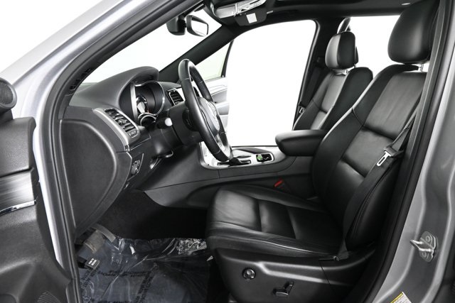 used 2020 Jeep Grand Cherokee car, priced at $23,454