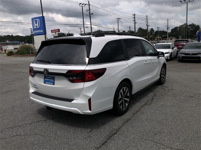 new 2026 Honda Odyssey car, priced at $45,775