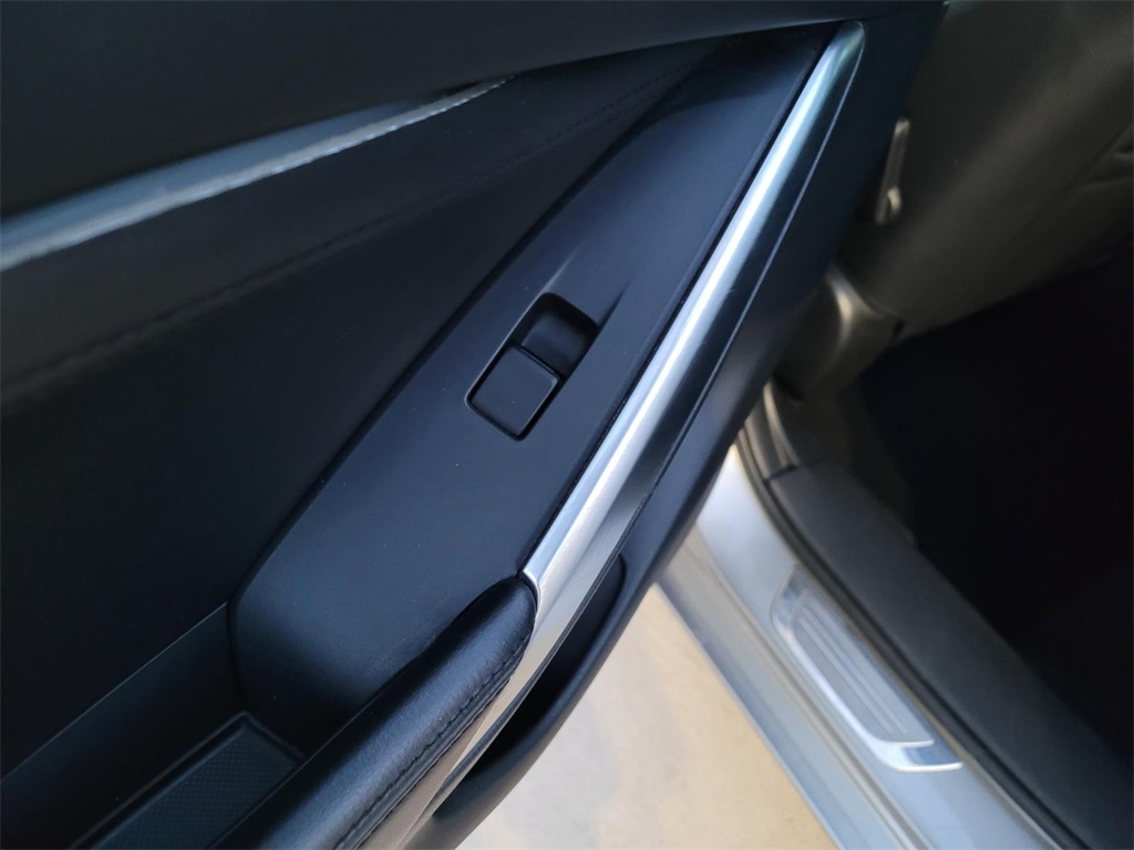used 2014 Mazda Mazda6 car, priced at $8,990