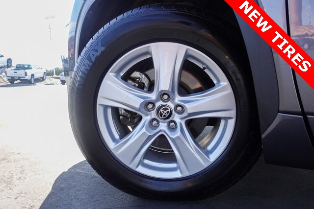 used 2023 Toyota Highlander car, priced at $31,000