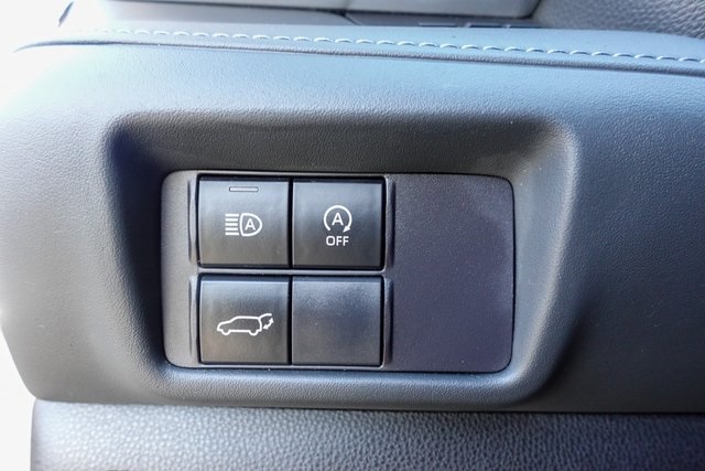 used 2023 Toyota Highlander car, priced at $31,000