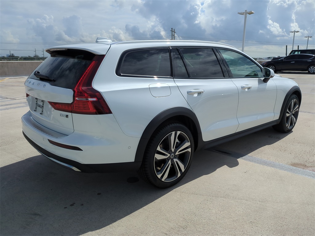 new 2026 Volvo V60 Cross Country car, priced at $54,885