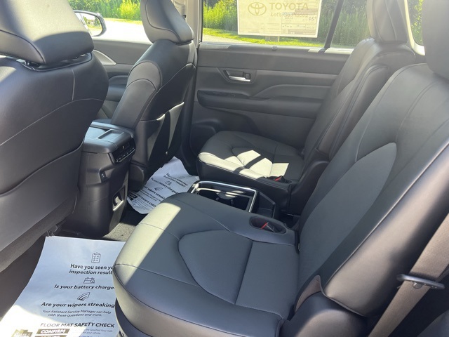 new 2025 Toyota Grand Highlander car, priced at $47,123