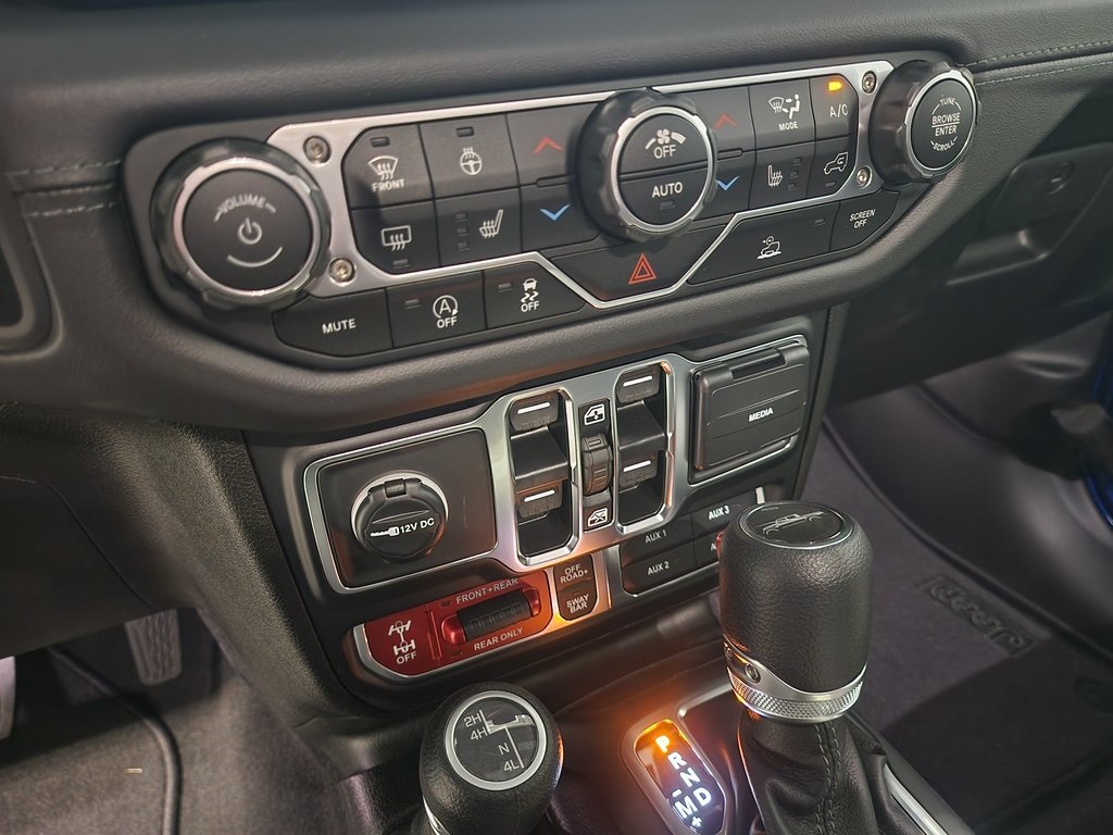 new 2025 Jeep Gladiator car, priced at $54,346
