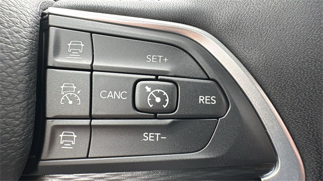 new 2025 Jeep Grand Cherokee car, priced at $42,848