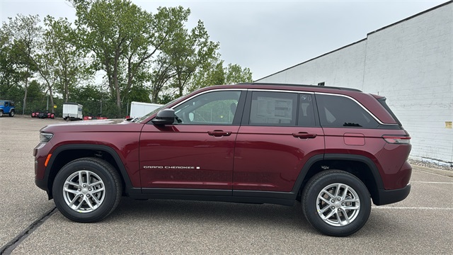 new 2025 Jeep Grand Cherokee car, priced at $42,848