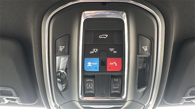 new 2025 Jeep Grand Cherokee car, priced at $42,848