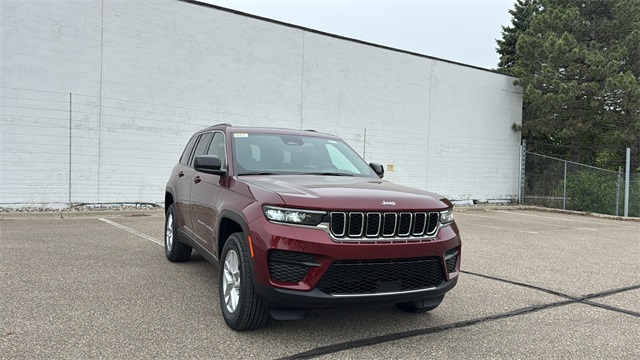 new 2025 Jeep Grand Cherokee car, priced at $42,848