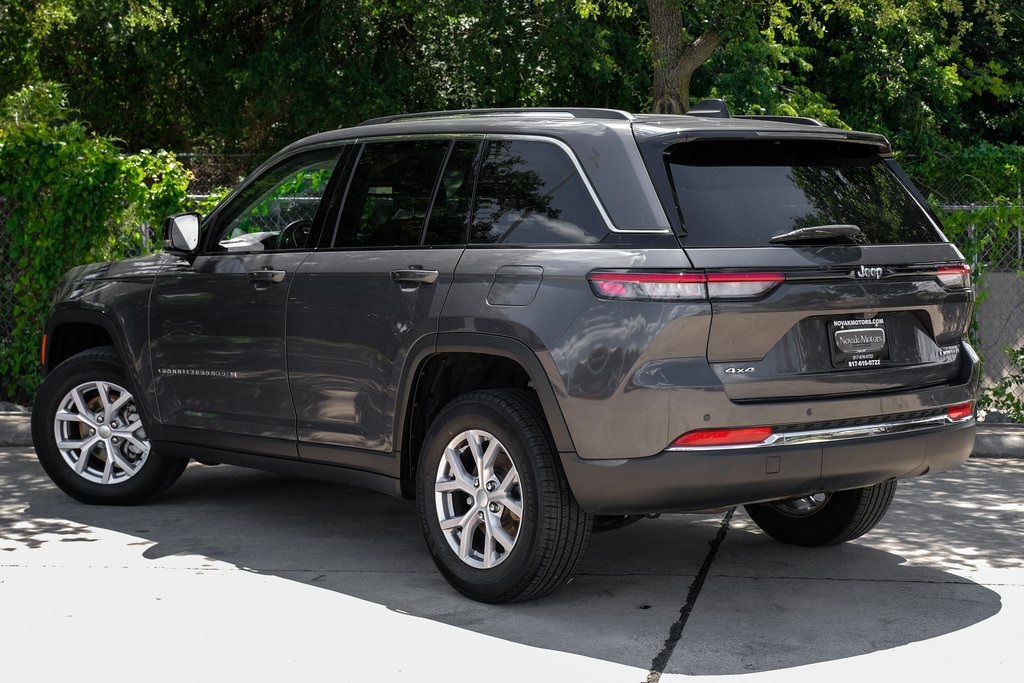 used 2022 Jeep Grand Cherokee car, priced at $30,327