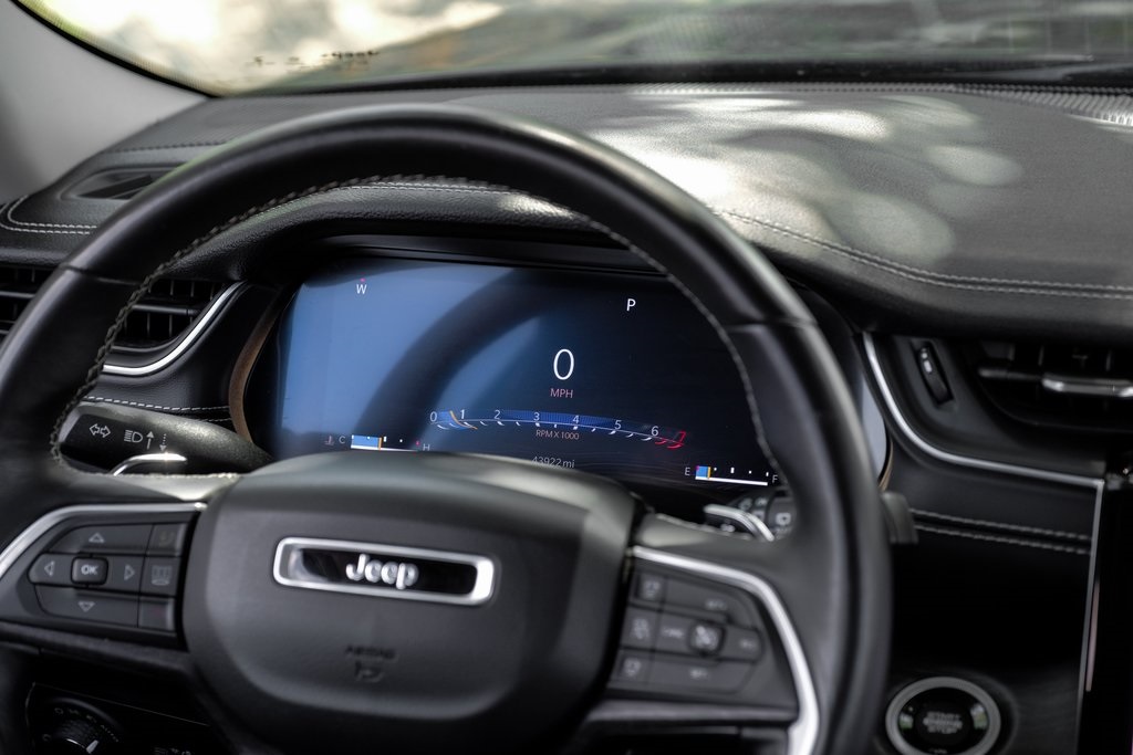 used 2022 Jeep Grand Cherokee car, priced at $30,327