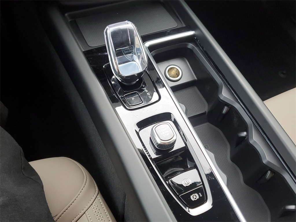 new 2026 Volvo XC60 car, priced at $48,435