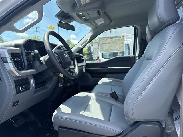 new 2025 Ford F-550SD car, priced at $109,595