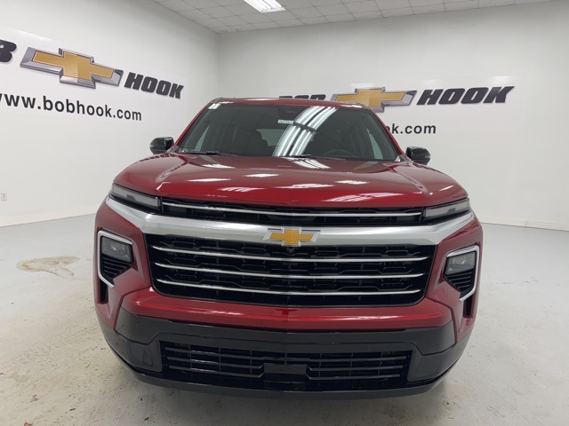 new 2026 Chevrolet Traverse car, priced at $57,490