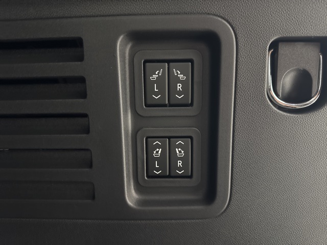 new 2026 Chevrolet Traverse car, priced at $57,490