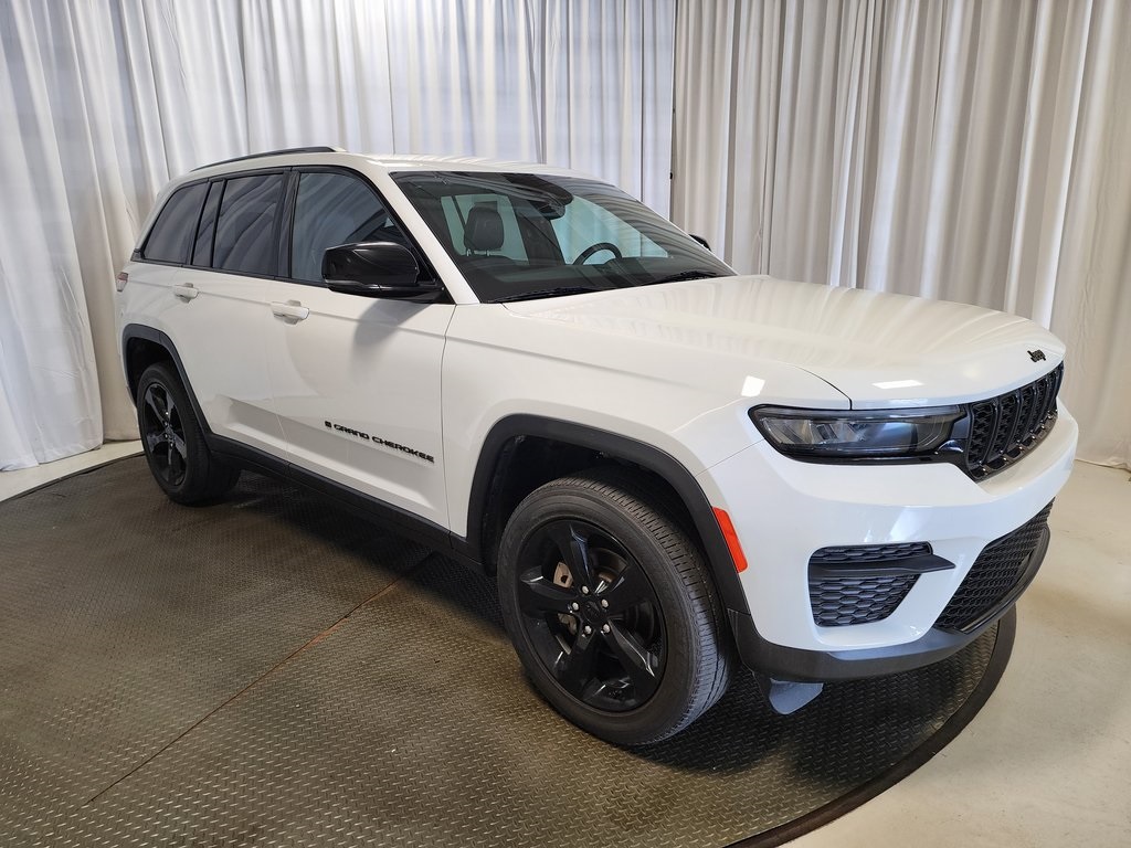 used 2022 Jeep Grand Cherokee car, priced at $29,715