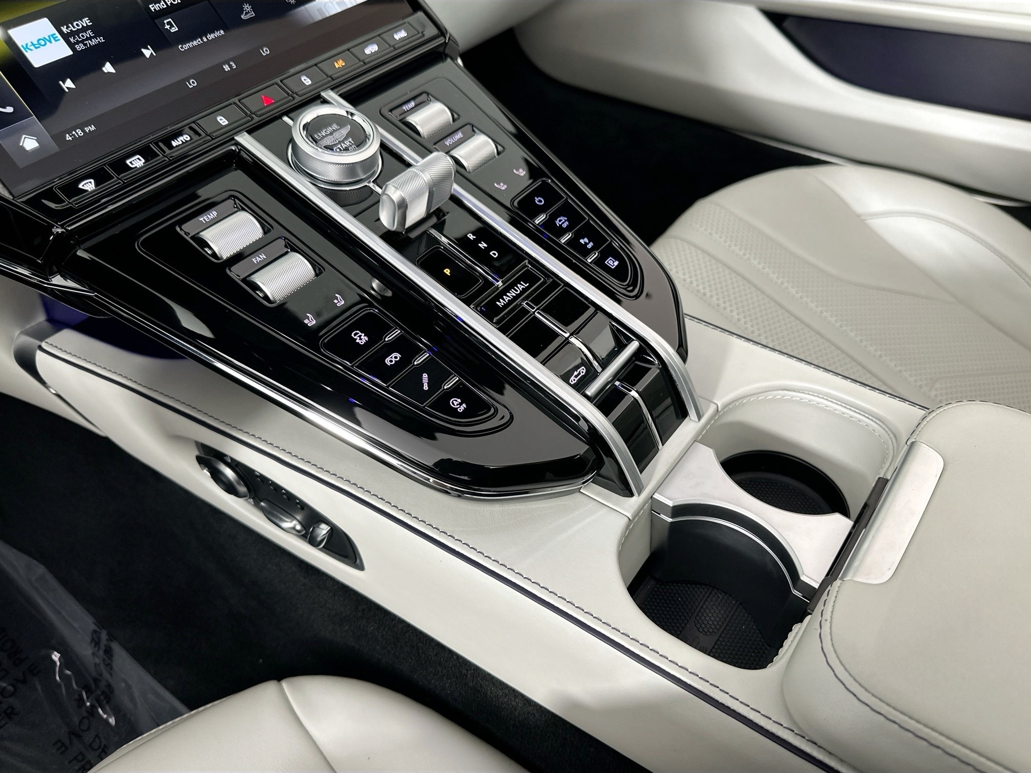 new 2026 Aston Martin Vantage car, priced at $253,600