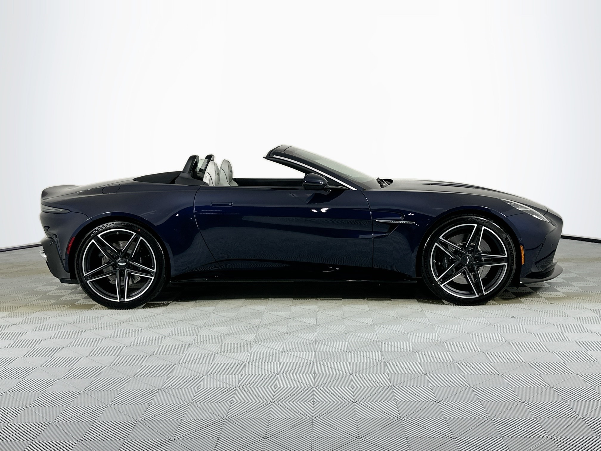 new 2026 Aston Martin Vantage car, priced at $253,600
