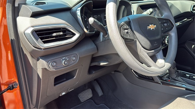 used 2022 Chevrolet TrailBlazer car, priced at $21,644