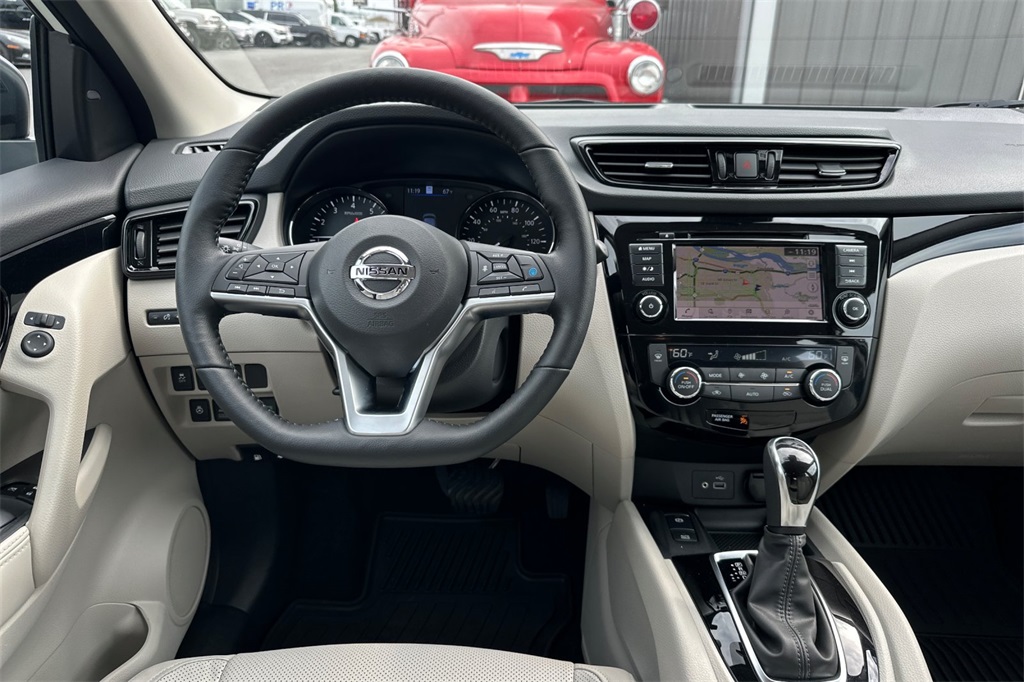 used 2022 Nissan Rogue Sport car, priced at $25,909