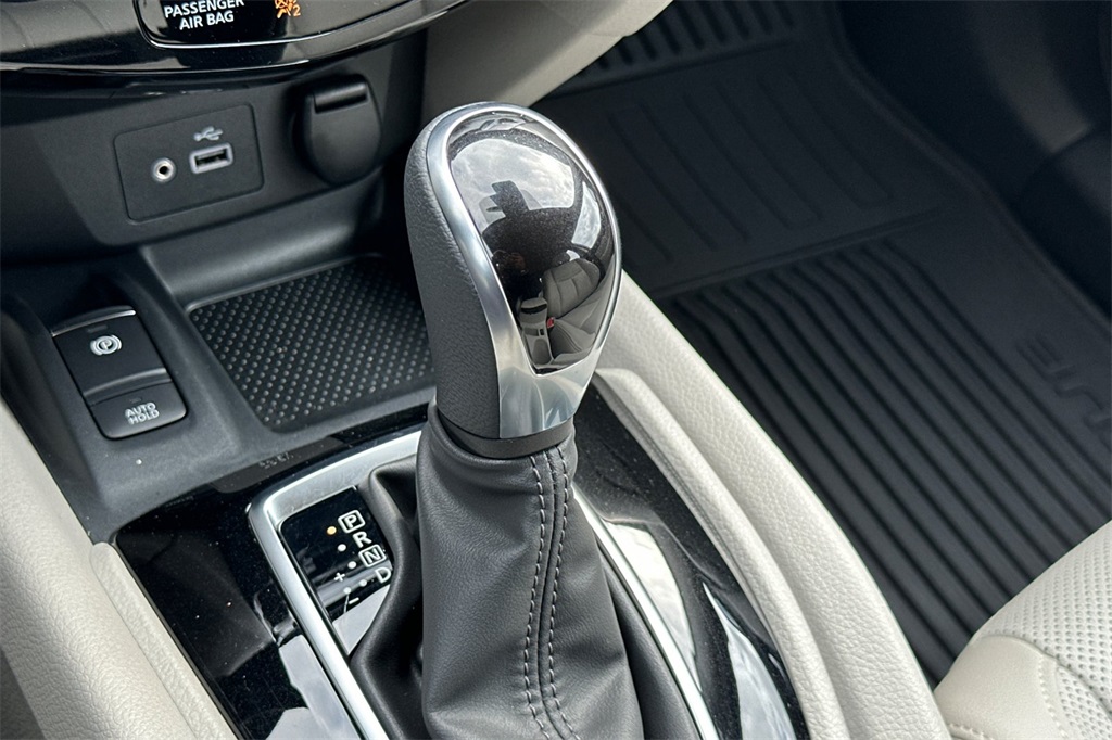 used 2022 Nissan Rogue Sport car, priced at $25,909