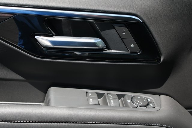 new 2025 Chevrolet Tahoe car, priced at $61,195