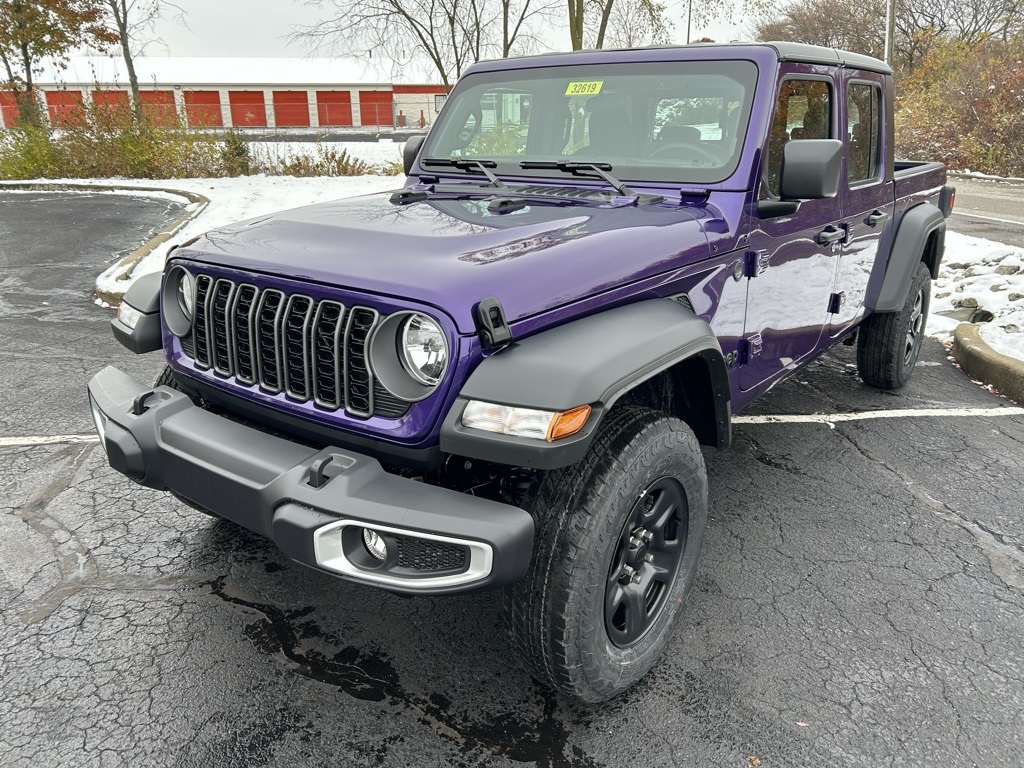 new 2026 Jeep Gladiator car, priced at $45,610