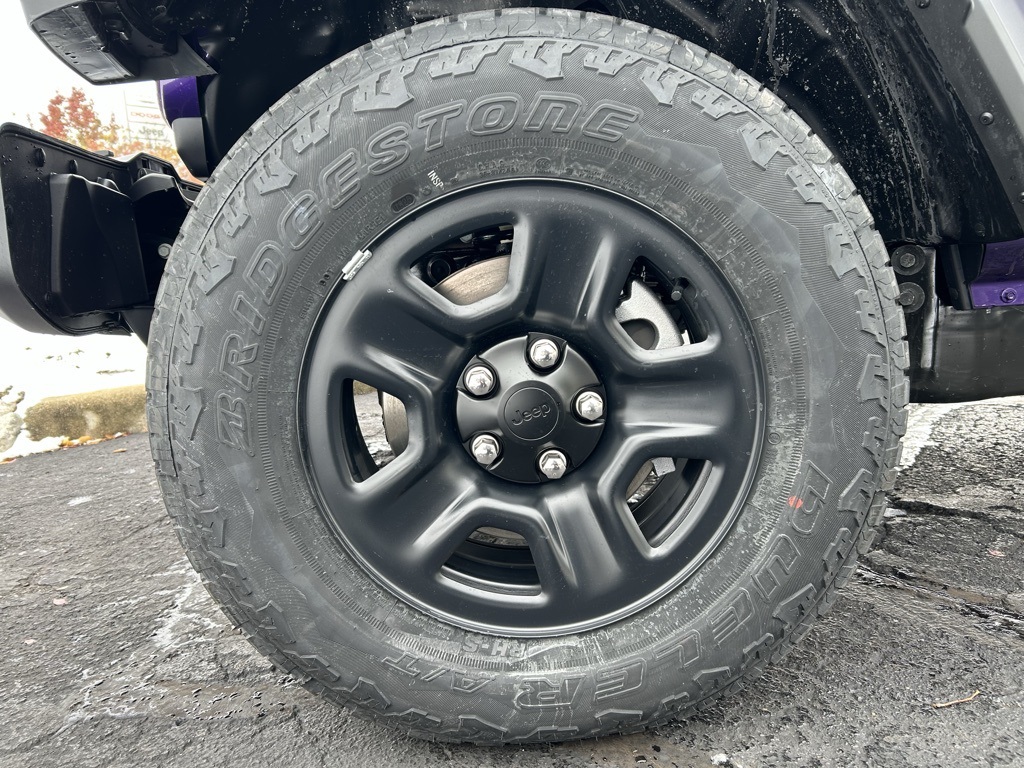 new 2026 Jeep Gladiator car, priced at $45,610