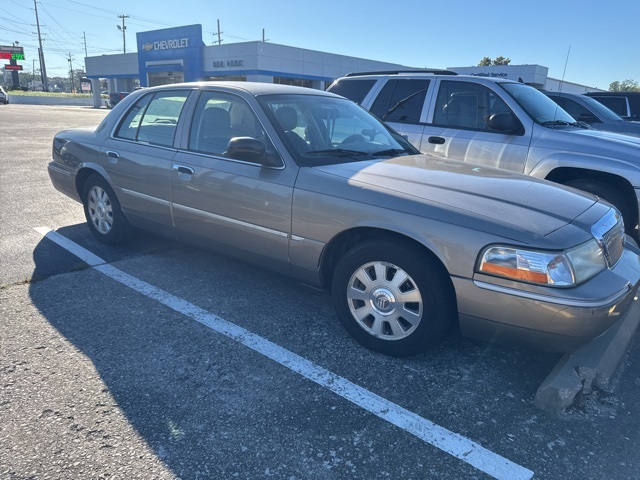 used 2004 Mercury Grand Marquis car, priced at $4,999