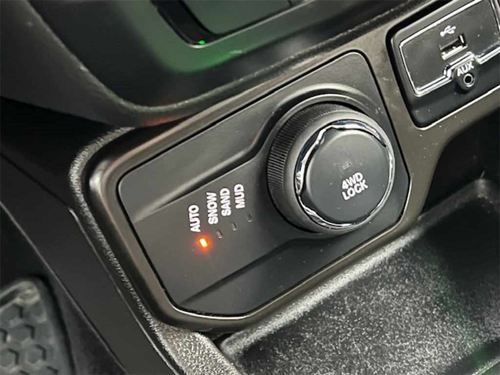 used 2021 Jeep Renegade car, priced at $14,757