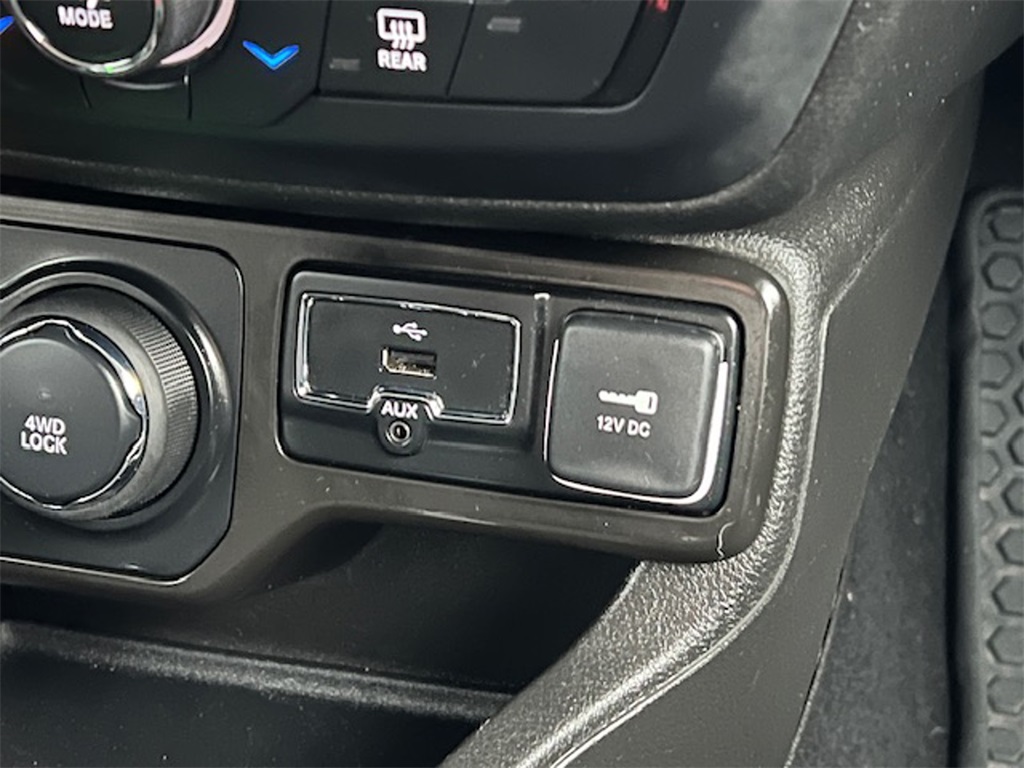 used 2021 Jeep Renegade car, priced at $14,757