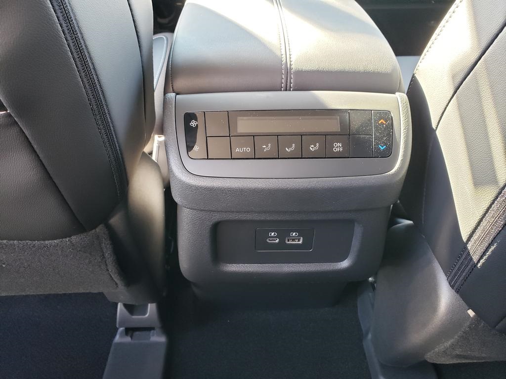 new 2025 Nissan Pathfinder car, priced at $38,024