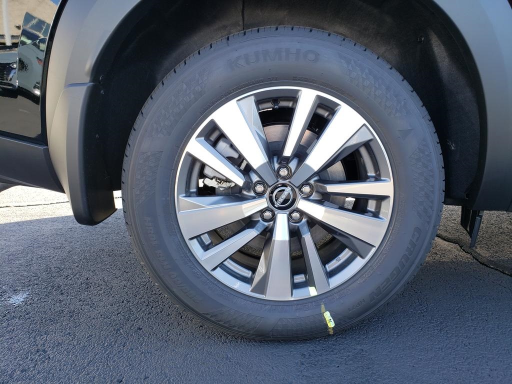 new 2025 Nissan Pathfinder car, priced at $38,024