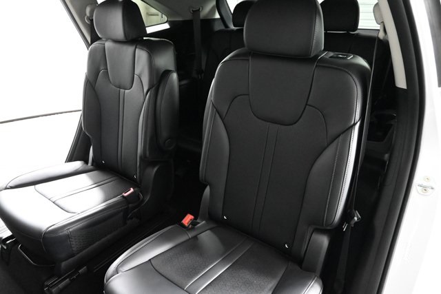 used 2022 Kia Sorento Hybrid car, priced at $27,414