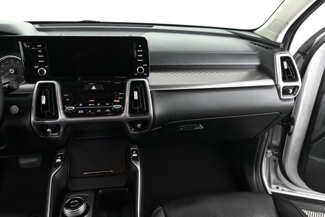 used 2022 Kia Sorento Hybrid car, priced at $27,414