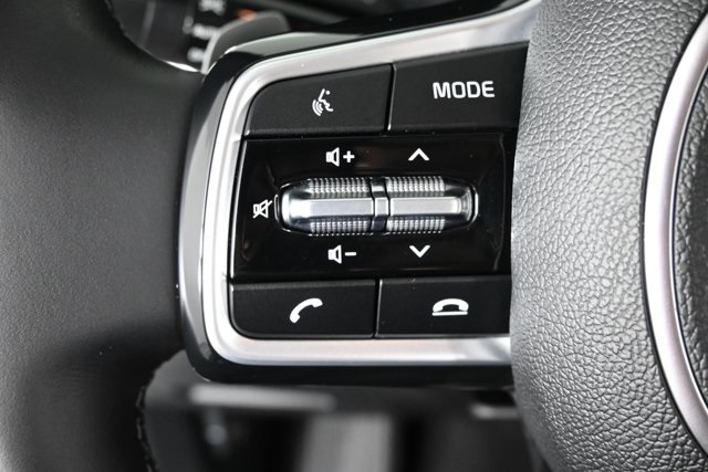 used 2022 Kia Sorento Hybrid car, priced at $27,414